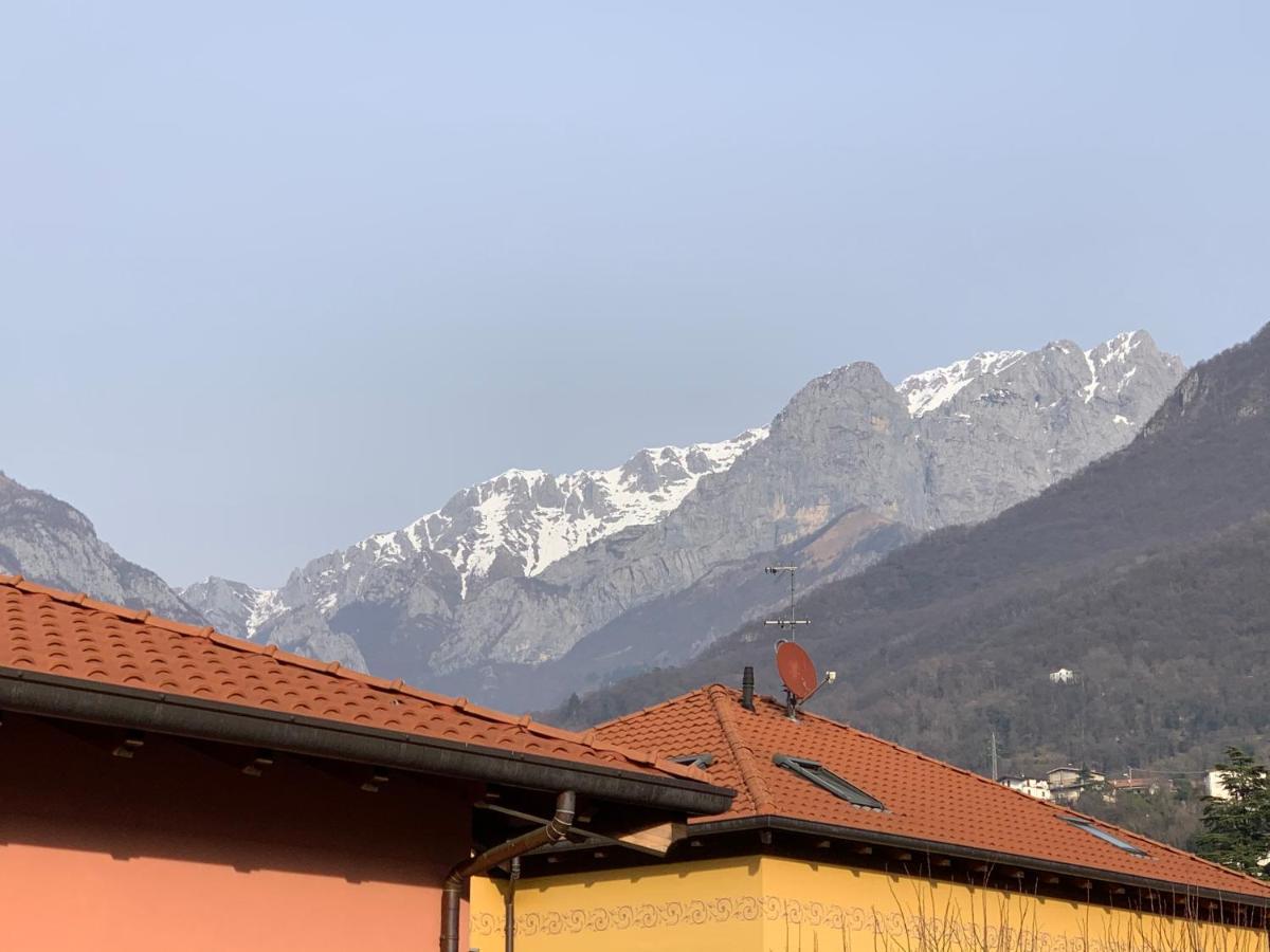 Villa Casa Tiffany à Mandello del Lario Extérieur photo